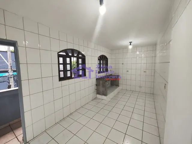 Casa com 150m² 3 quartos e 1 banheiro, para alugar, no bairro Vila Ivone em São Paulo