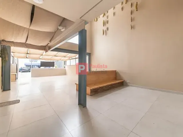 Casa à venda, no bairro Vila Nova Conceição em São Paulo
