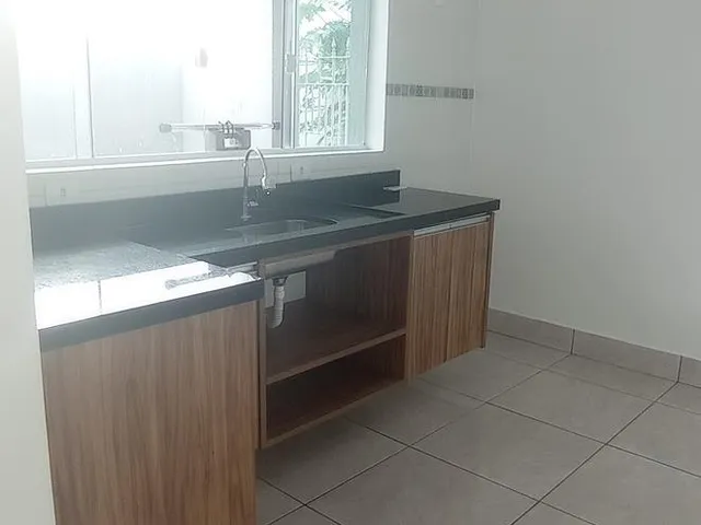 Casa com 70m² 2 quartos e 1 banheiro, para alugar, no bairro Parque São George em Cotia