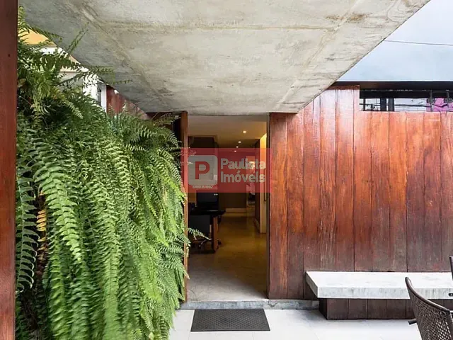 Casa à venda, no bairro Vila Nova Conceição em São Paulo
