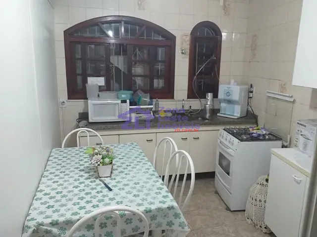 Casa com 398m², para alugar, no bairro Cidade Mãe do Céu em São Paulo