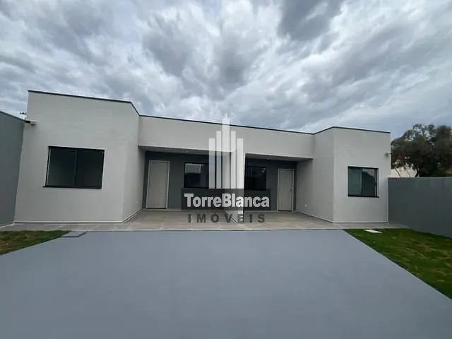Casa 3 quartos e 14 banheiros, à venda, no bairro Cará-cará em Ponta Grossa