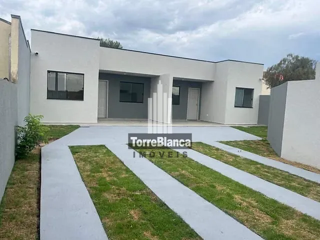 Casa 3 quartos e 14 banheiros, à venda, no bairro Cará-cará em Ponta Grossa