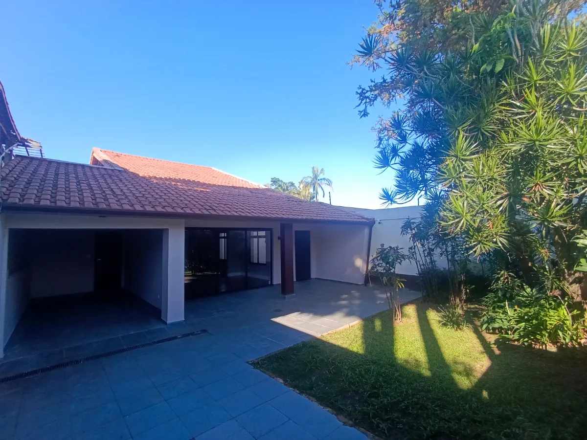 Casa para venda em Horto Florestal com 4 quartos, sendo 2 suítes, 156m²