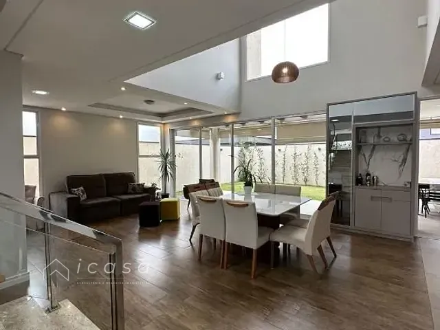 Casa com 350m² 4 quartos e 6 banheiros, à venda, no bairro Residencial Ouro Ville em Taubaté
