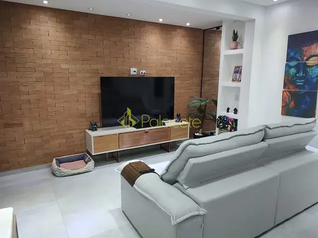 Casa com 180m² 3 quartos e 3 banheiros, à venda, no bairro Esplanada Independência em Taubaté