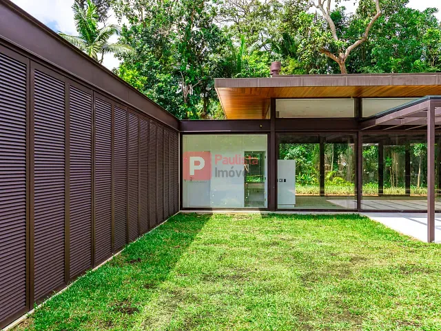 Casa 5 quartos e 6 banheiros, à venda, no bairro Chácara Flora em São Paulo