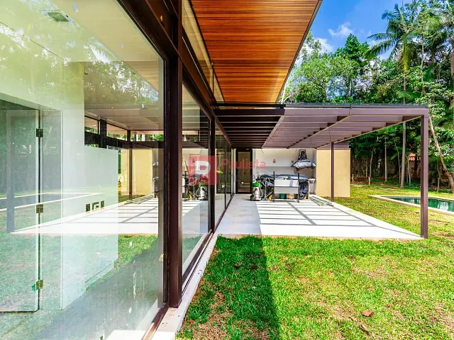 Casa 5 quartos e 6 banheiros, à venda, no bairro Chácara Flora em São Paulo