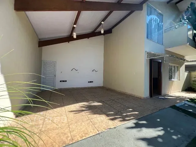 Casa com 300m² 3 quartos e 3 banheiros, à venda ou para alugar, no bairro Condomínio Terras do Vale em Caçapava
