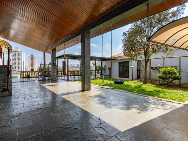 Casa com 270m² 5 quartos e 6 banheiros, à venda, no bairro Jardim Bonfiglioli em São Paulo