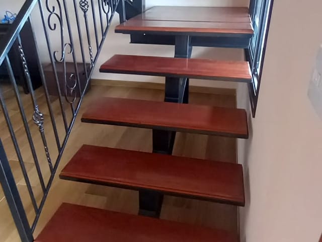 Casa com 381m² 4 quartos e 2 banheiros, à venda, no bairro Jardim Independência em Taubaté