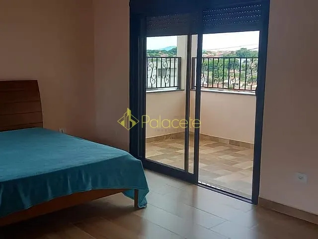 Casa com 381m² 4 quartos e 2 banheiros, à venda, no bairro Jardim Independência em Taubaté