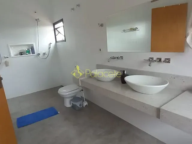 Casa com 381m² 4 quartos e 2 banheiros, à venda, no bairro Jardim Independência em Taubaté