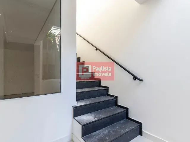 Casa 4 quartos e 5 banheiros, à venda, no bairro Jardim Cordeiro em São Paulo