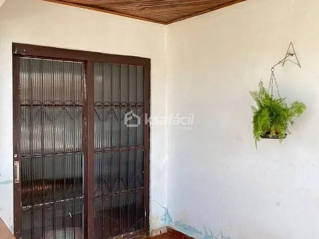 Casa com 636m² 1 quarto e 1 banheiro, à venda, no bairro Vila Taquarussu em Campo Grande