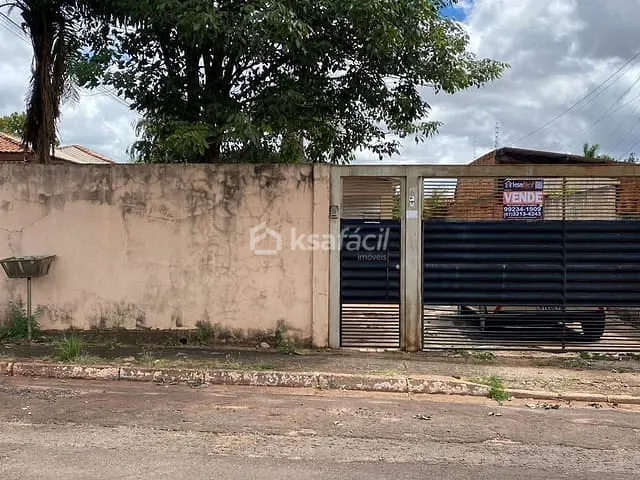 Casa com 636m² 1 quarto e 1 banheiro, à venda, no bairro Vila Taquarussu em Campo Grande