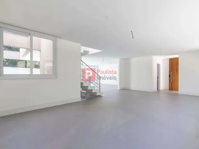 Casa 4 quartos e 5 banheiros, à venda, no bairro Jardim dos Estados em São Paulo