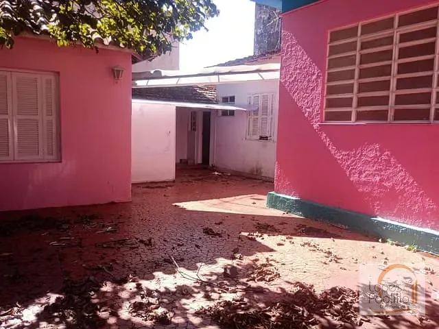Casa com 263m², para alugar, no bairro Centro em Atibaia