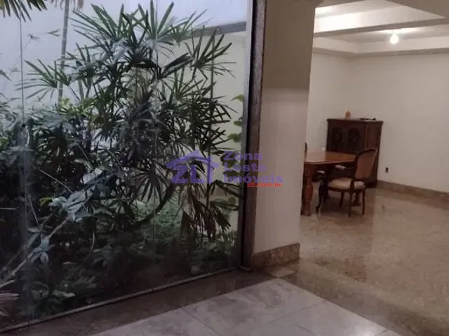 Casa com 750m² 3 quartos e 5 banheiros, à venda, no bairro Vila Bertioga em São Paulo