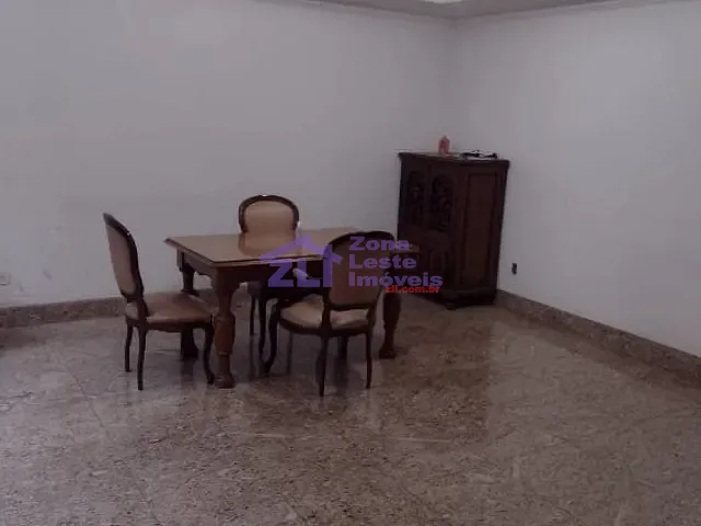 Casa com 750m² 3 quartos e 5 banheiros, à venda, no bairro Vila Bertioga em São Paulo