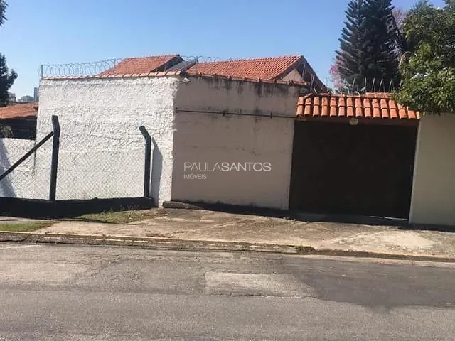 Casa com 357m² 2 quartos e 1 banheiro, à venda, no bairro Jardim Refúgio em Sorocaba