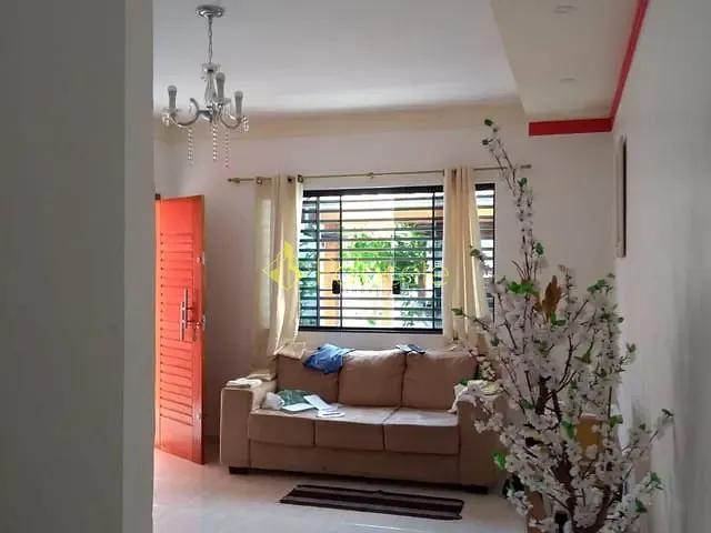 Casa com 132m² 3 quartos e 3 banheiros, à venda, no bairro Mantiqueira em Pindamonhangaba