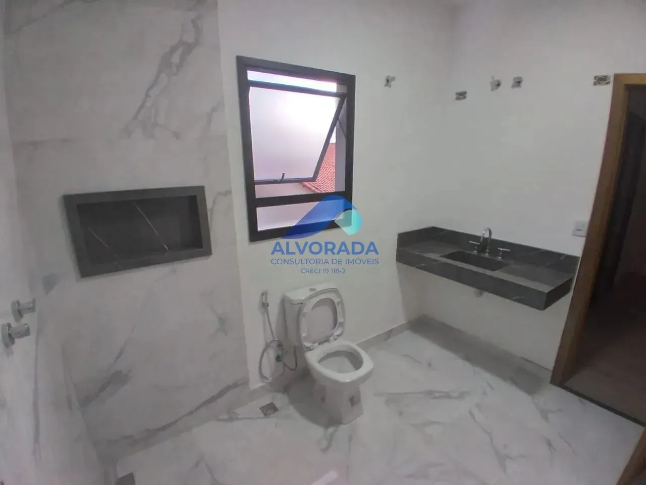 Casa, 3 quartos, 212 m² - Foto 4