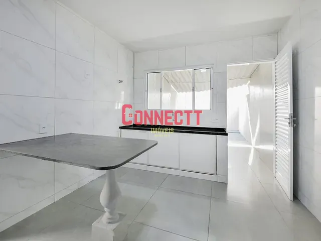 Casa com 200m² 3 quartos e 2 banheiros, à venda, no bairro Ipiranga em Ribeirão Preto