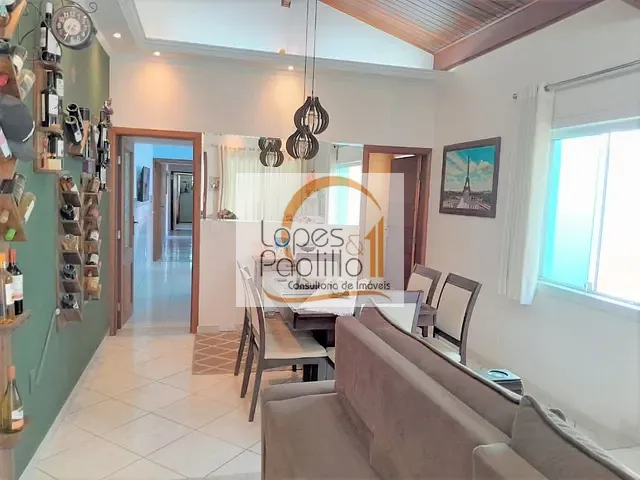 Casa com 150m² 4 quartos e 4 banheiros, à venda, no bairro Jardim Alvinópolis em Atibaia