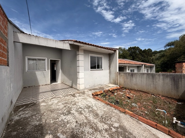 Locação - Casa com 2 quartos, 1 vaga de garagem, 96 m², Residencial New Liberty, Neves.