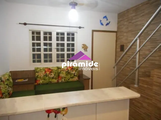 Casa com 100m² 2 quartos e 1 banheiro, à venda, no bairro Martim de Sá em Caraguatatuba