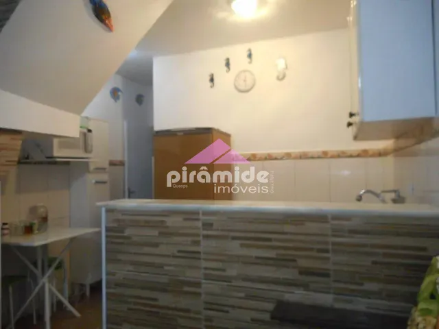 Casa com 100m² 2 quartos e 1 banheiro, à venda, no bairro Martim de Sá em Caraguatatuba