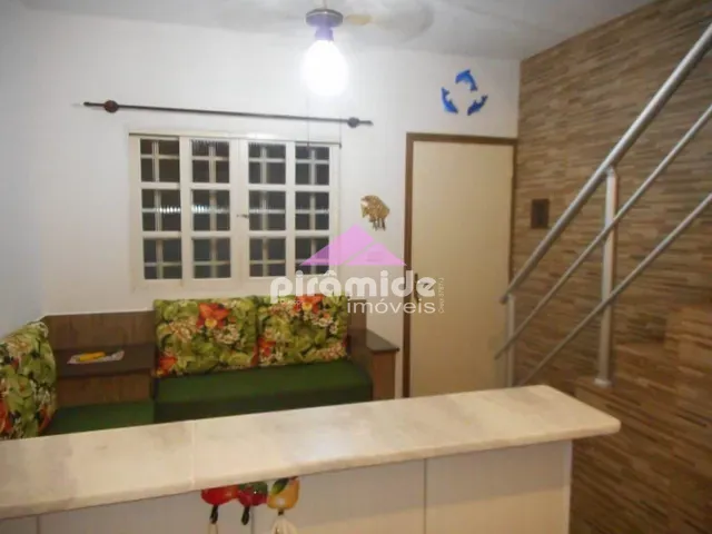 Casa com 100m² 2 quartos e 1 banheiro, à venda, no bairro Martim de Sá em Caraguatatuba
