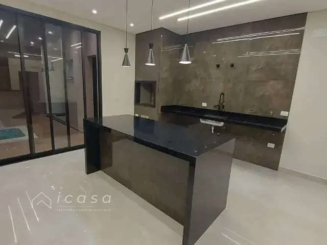 Casa com 300m² 3 quartos e 3 banheiros, à venda, no bairro Piracangaguá em Taubaté