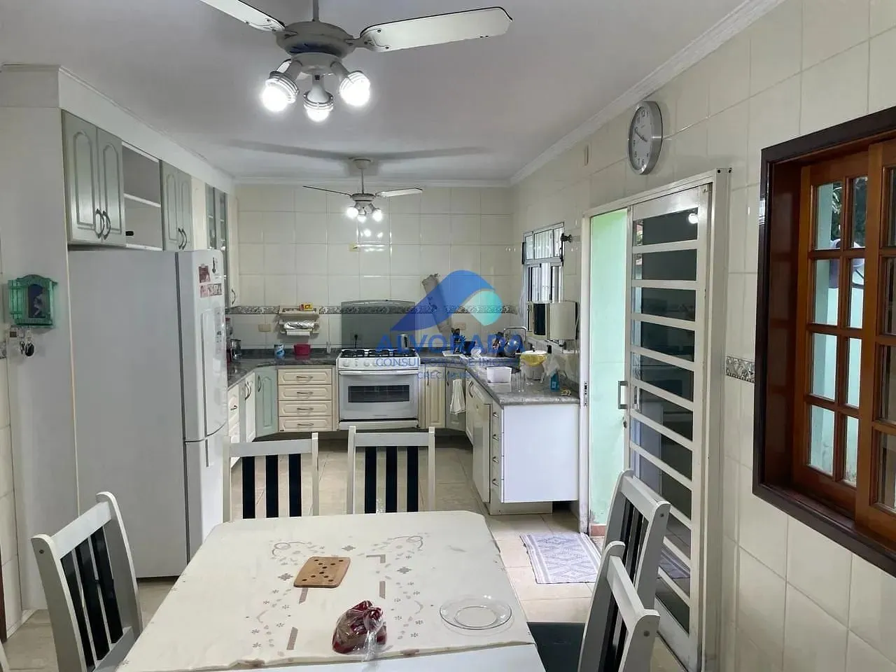 Casa, 3 quartos, 218 m² - Foto 9