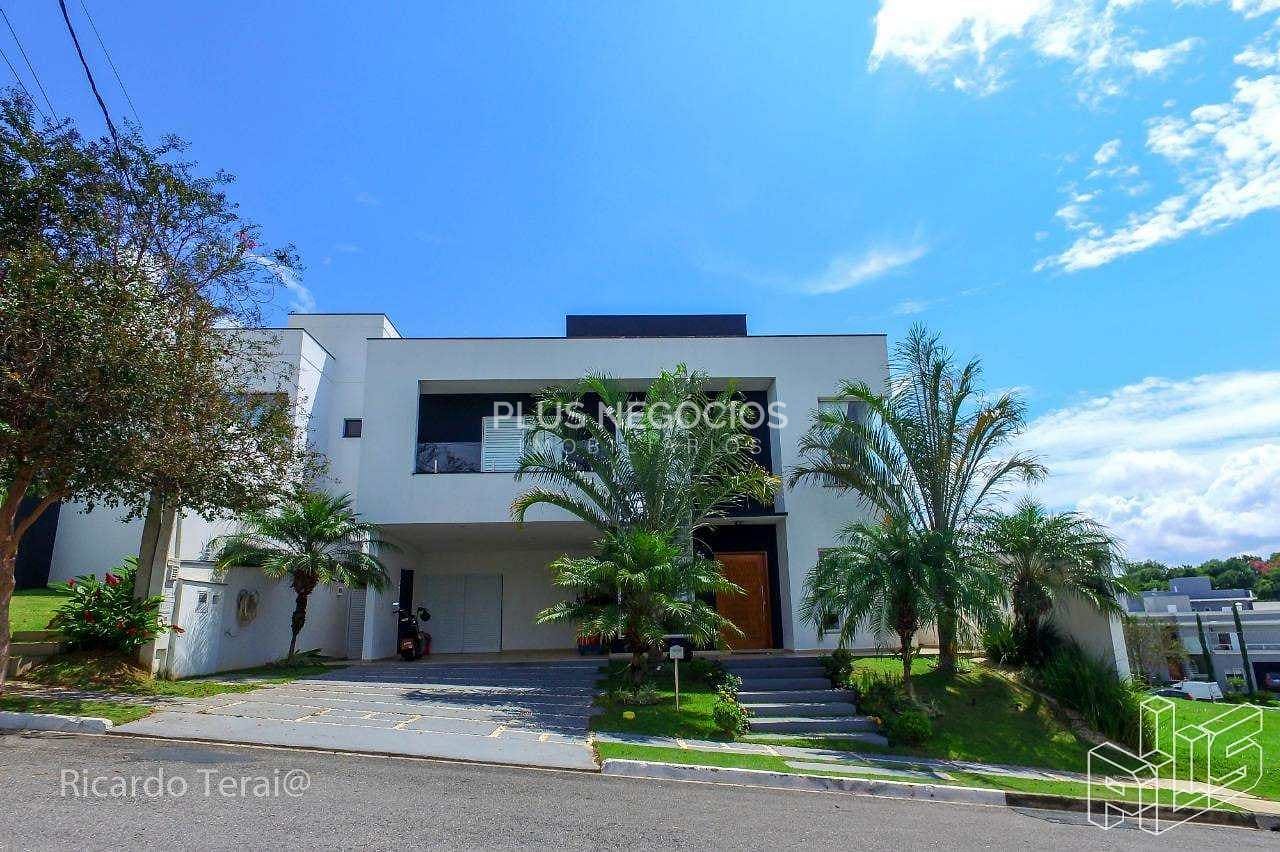 Casa à venda com 3 quartos, 298m² - Foto 1