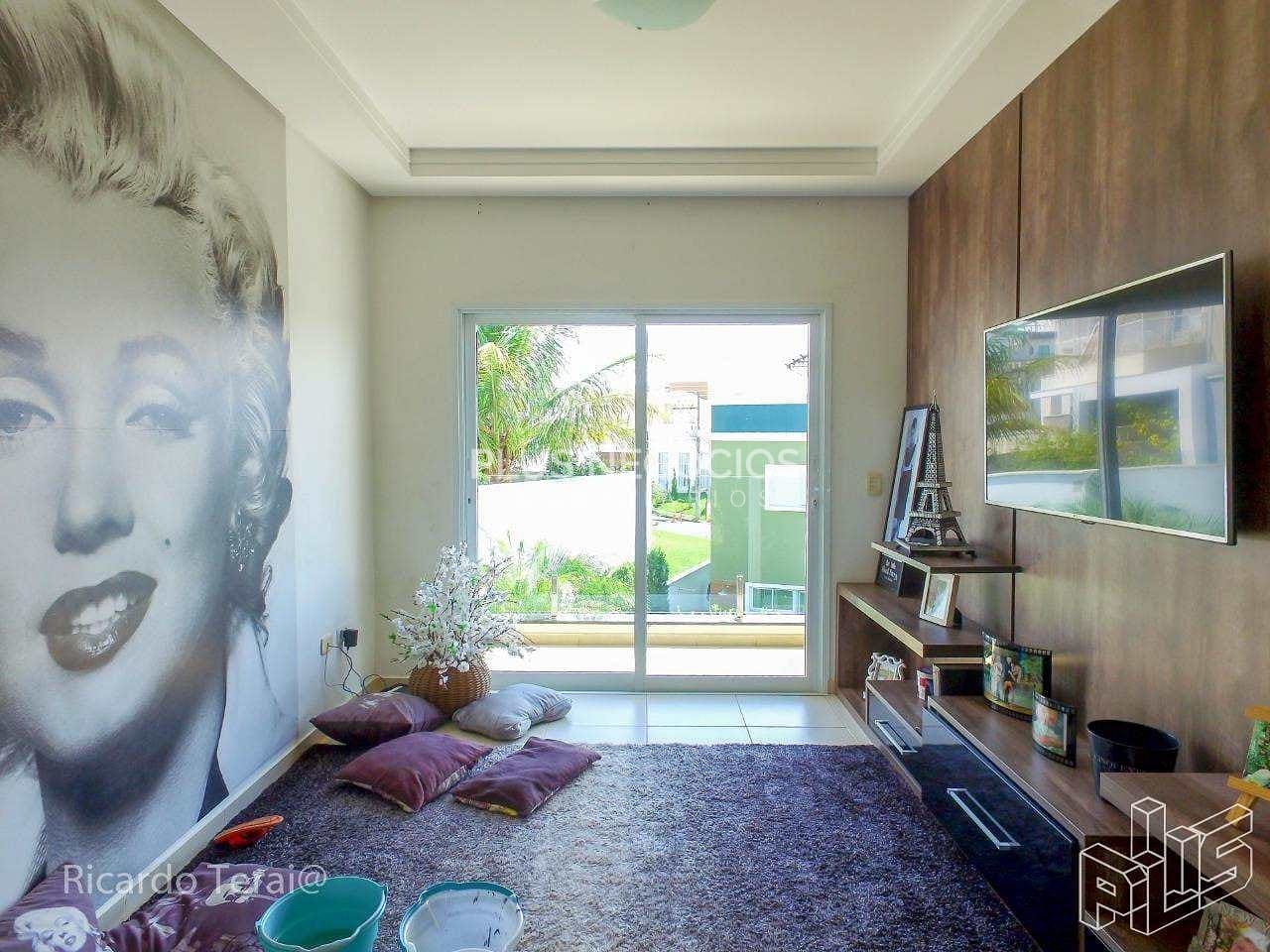 Casa à venda com 3 quartos, 298m² - Foto 3