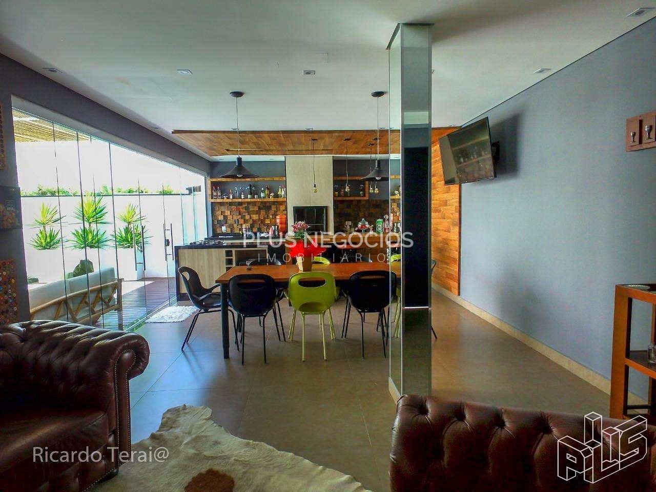 Casa à venda com 3 quartos, 298m² - Foto 9