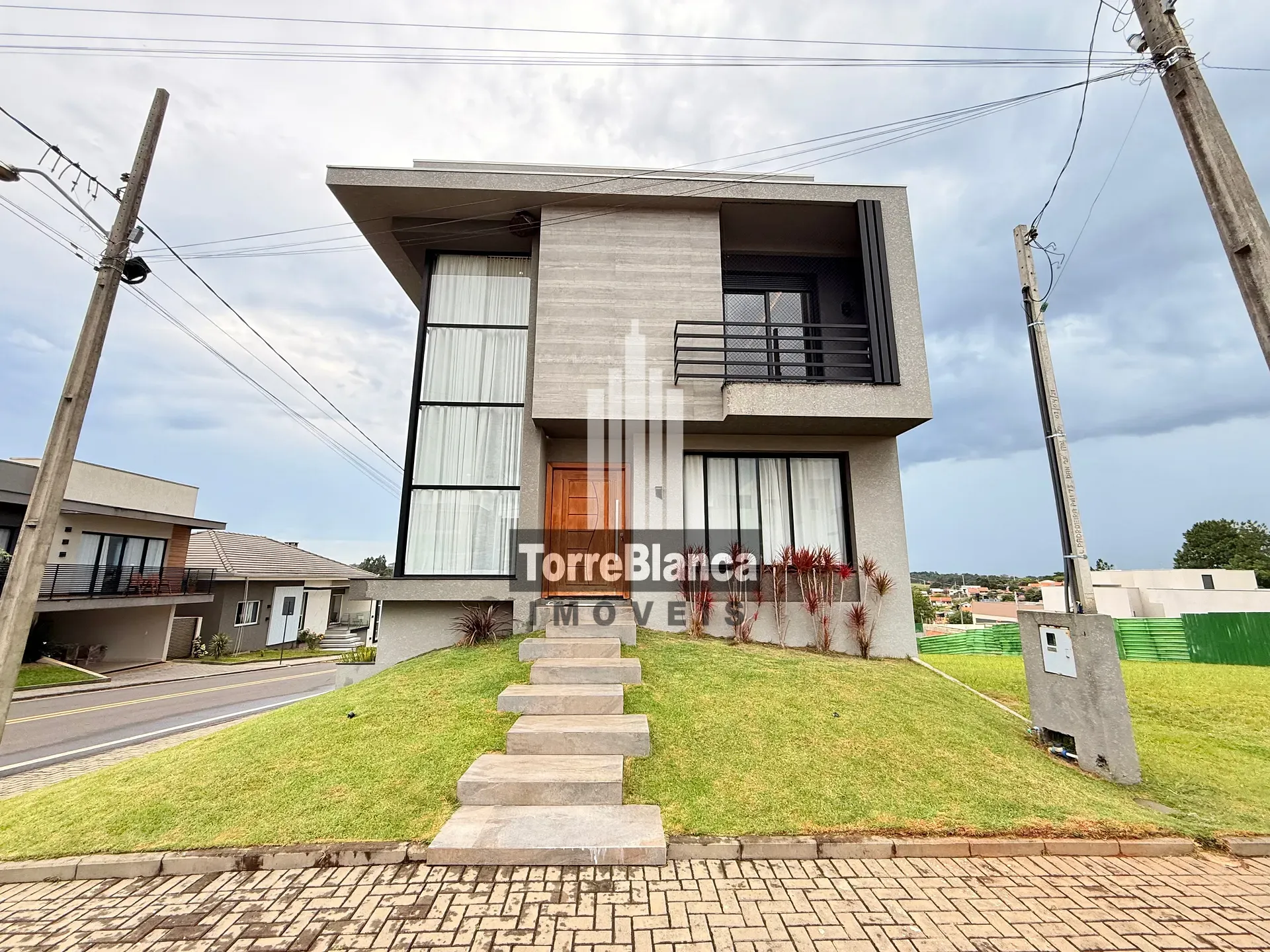 Casa, 3 quartos, 200 m² - Foto 1