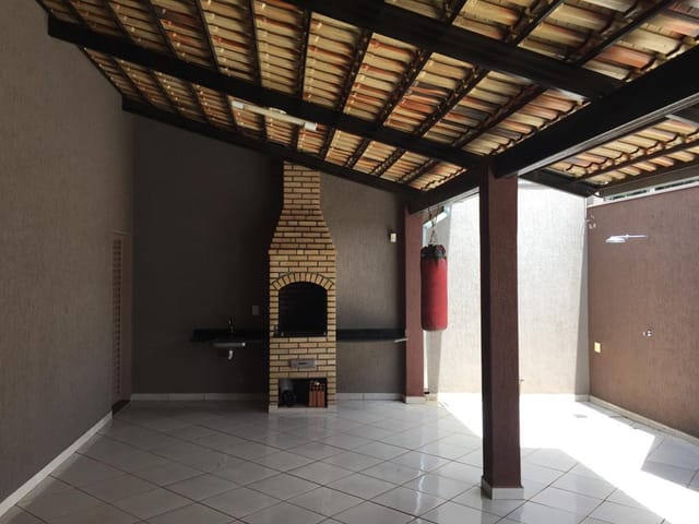 Foto do Casa - Casa à venda 3 Quartos, 1 Suite, 243.3M², Josa Bernardino II, Uberaba - MG | ZUCATO IMOBILIARIA LTDA