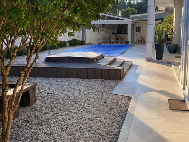 Casa com 1007m² 4 quartos e 8 banheiros, à venda, no bairro Alphaville em Santana de Parnaíba