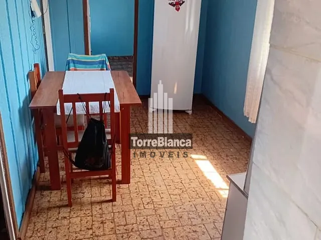 Casa com 462m² 2 quartos e 1 banheiro, à venda, no bairro Ronda em Ponta Grossa
