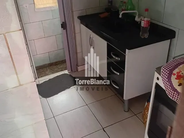 Casa com 462m² 2 quartos e 1 banheiro, à venda, no bairro Ronda em Ponta Grossa