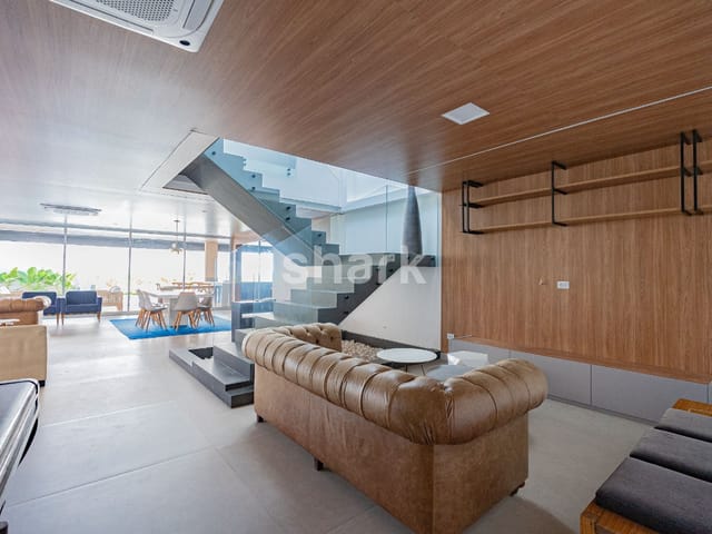 Casa com 518m² 4 quartos e 5 banheiros, à venda, no bairro Alphaville em Santana de Parnaíba