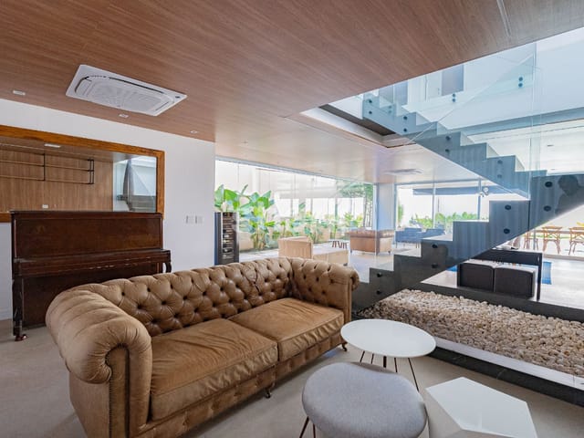Casa com 518m² 4 quartos e 5 banheiros, à venda, no bairro Alphaville em Santana de Parnaíba