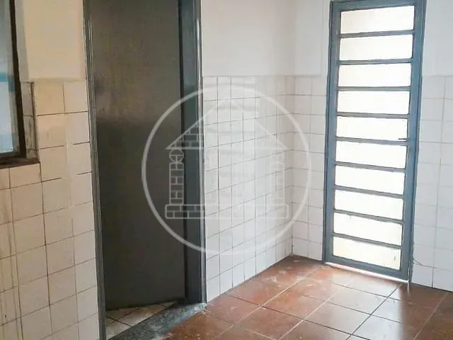 Casa com 275m² 2 quartos e 2 banheiros, à venda, no bairro Parque Grajaú em São Paulo