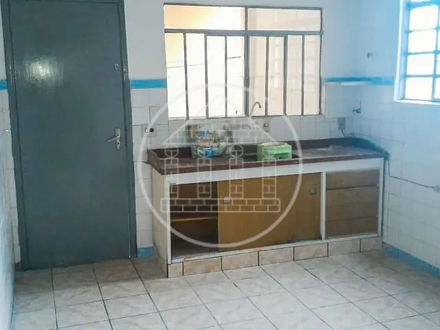 Casa com 275m² 2 quartos e 2 banheiros, à venda, no bairro Parque Grajaú em São Paulo