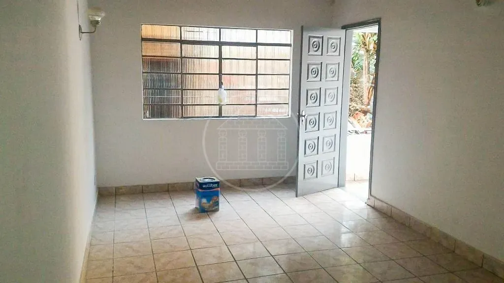 Casa, 2 quartos, 221 m² - Foto 1