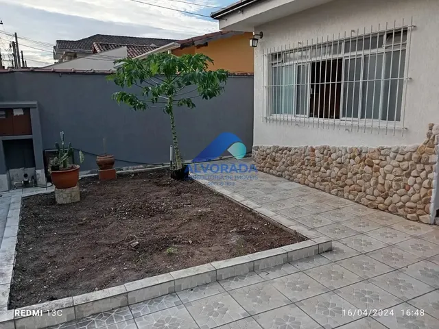 Casa com 250m² 3 quartos e 2 banheiros, à venda, no bairro Jardim das Indústrias em São José Dos Campos