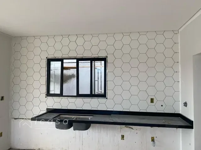 Casa com 275m² 3 quartos e 3 banheiros, à venda, no bairro Chácaras Cataguá em Taubaté